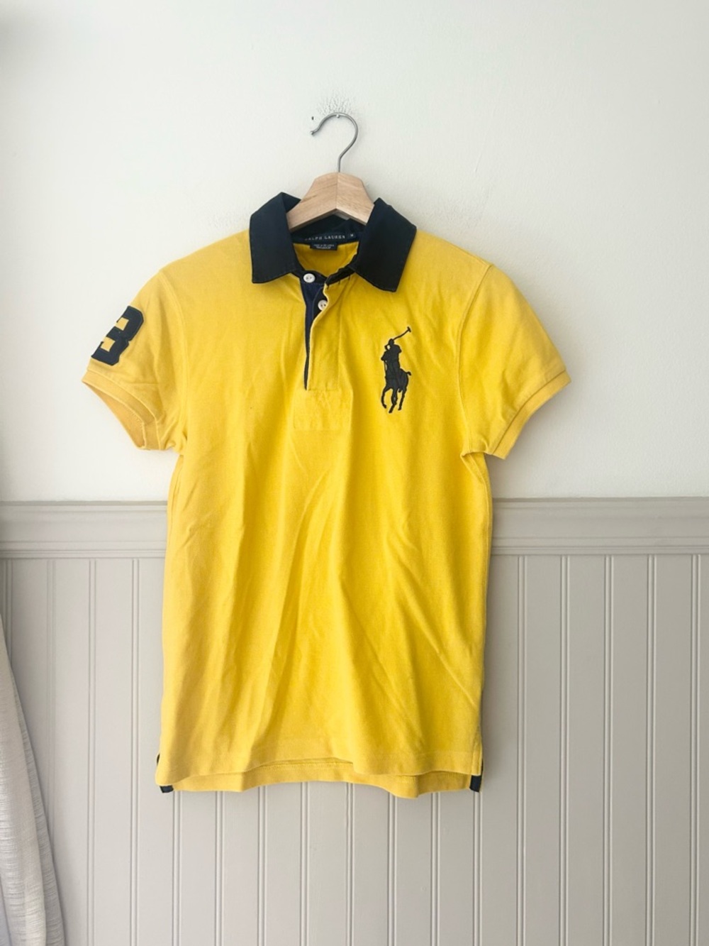 Y2K Ralph Lauren Men’s Medium Yellow Polo Shirt with Navy Big Pony - Picture 1 of 10